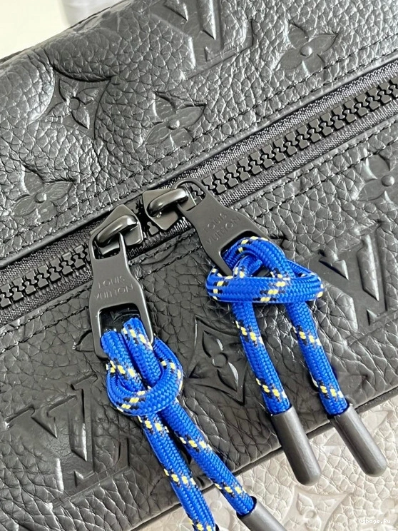 Louis Vuitton DEAN BACKPACK 0204